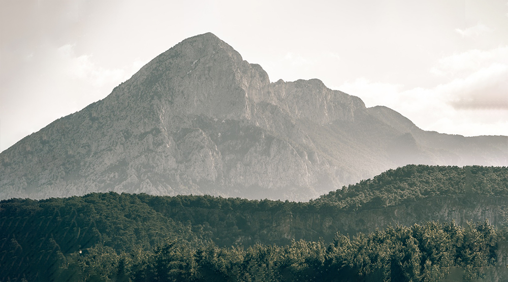 Ymp&auml;rist&ouml;yst&auml;v&auml;lliset huonekalut